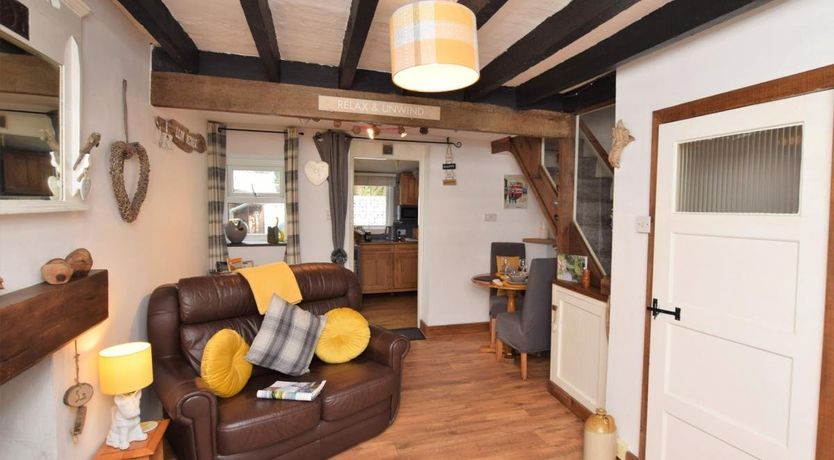 Photo of 1 Bed in Llanaelhaearn