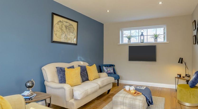 Photo of 3 Bed in Great Busby