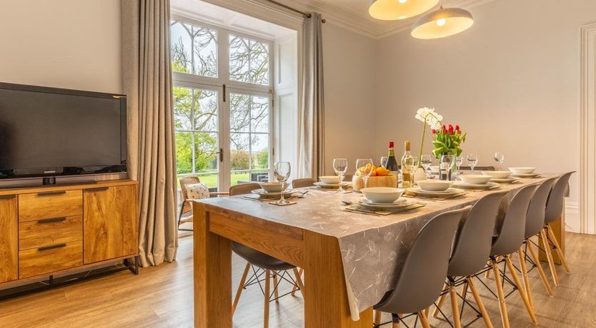 Photo of 5 Bed in Bradworthy