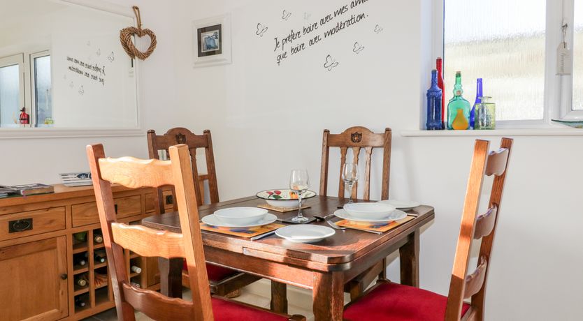 Photo of 3 Spyrys Heyl