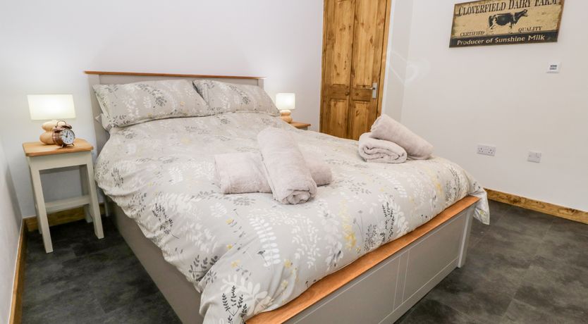 Photo of La'al Riddings