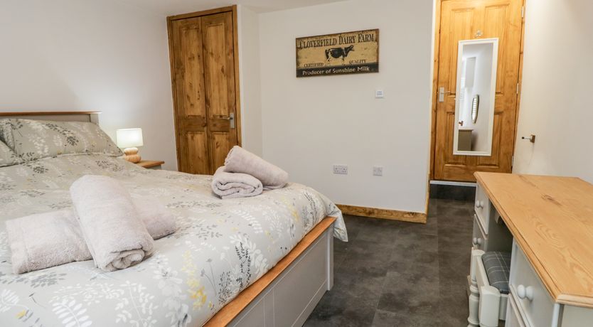 Photo of La'al Riddings