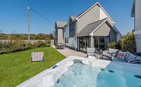 Photo of 4 Bed in Bideford