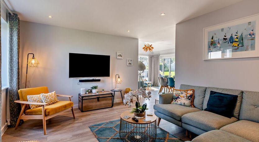 Photo of 4 Bed in Instow