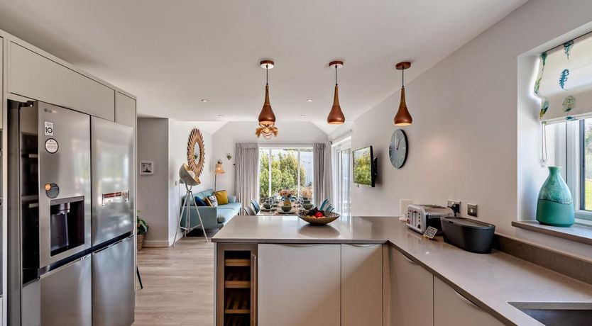 Photo of 4 Bed in Instow