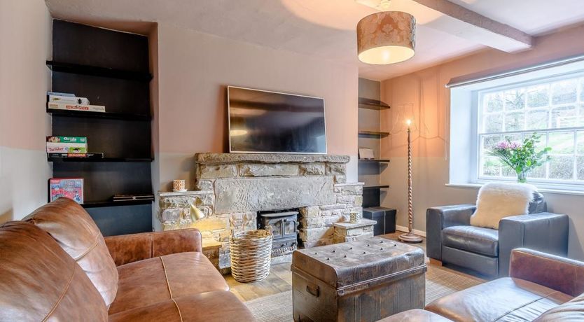 Photo of 9 Bed in Westbrook