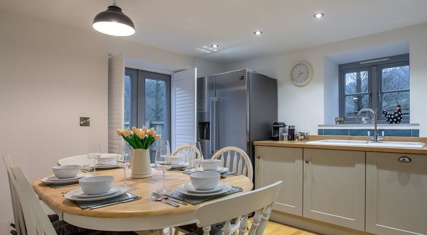 Photo of 3 Bed in Herodsfoot