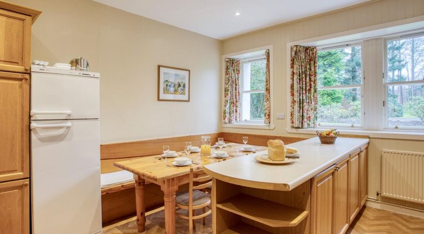 Photo of 6 Bed in Kinlocheil