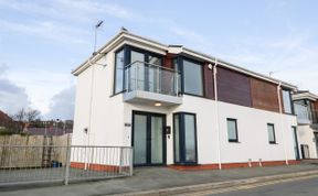Photo of 8 Marina View
