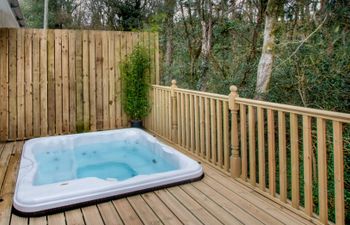 Valley Grove Hot Tub D Holiday Cottage