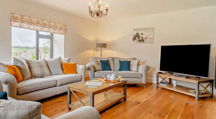 Photo of 5 Bed in Ashbrittle