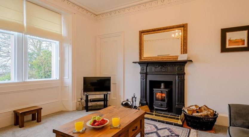 Photo of 4 Bed in Taynuilt