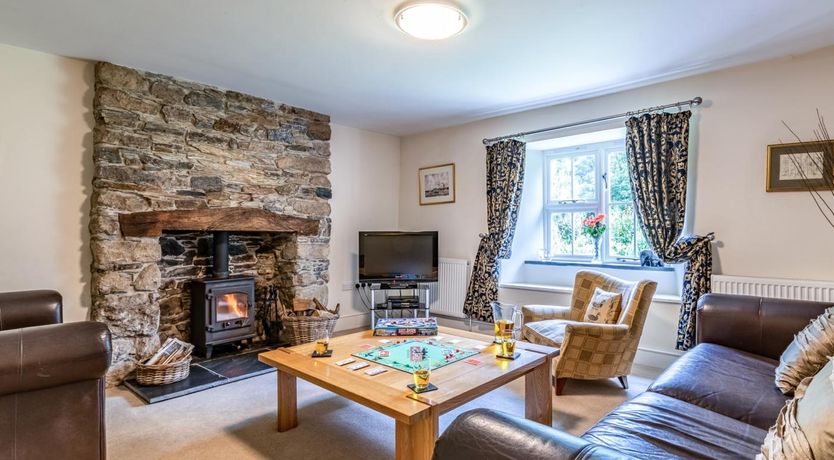 Photo of 6 Bed in Okehampton