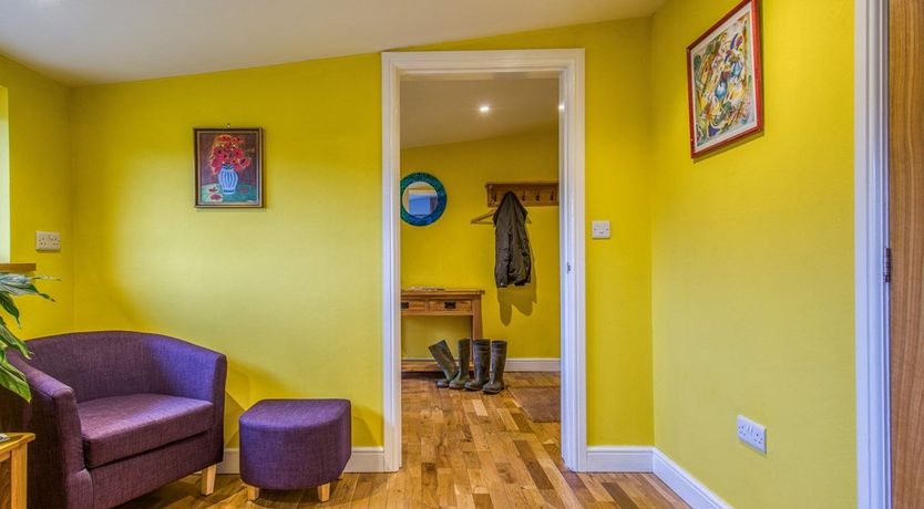 Photo of 4 Bed in Dolfor