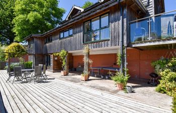 in Dolfor (48641) Holiday Cottage
