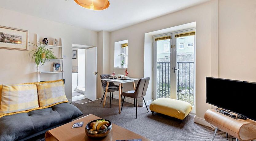 Photo of 1 Bed in Aberaeron