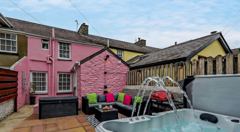 Photo of Cottage in West Wales