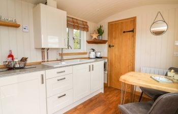 Marches Way Holiday Cottage