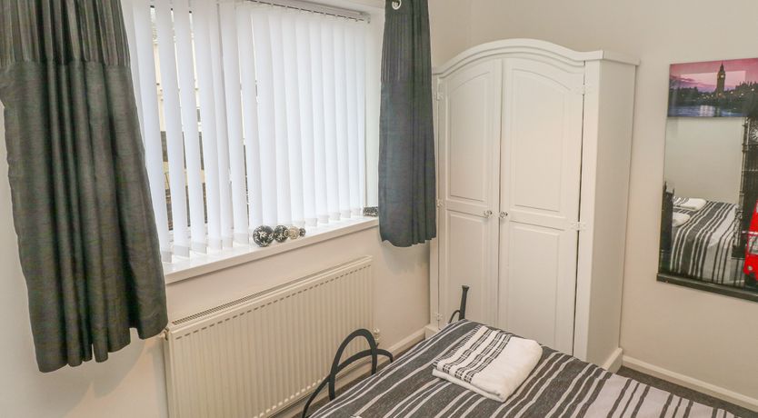 Photo of Cwtch Ar Y Mor