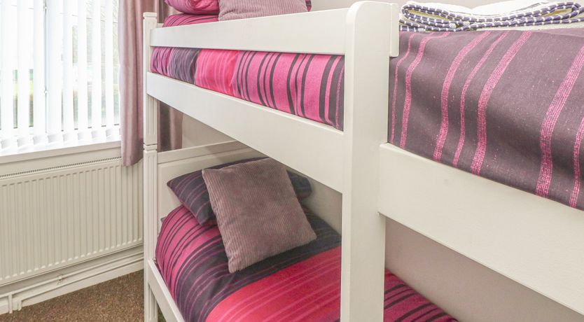 Photo of Cwtch Ar Y Mor