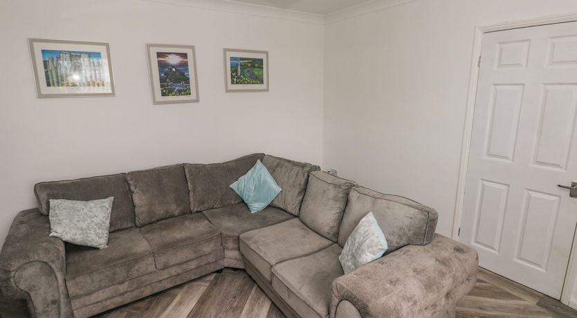 Photo of Cwtch Ar Y Mor