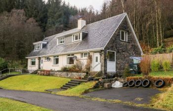 Glenfinglas Dam Cottage Holiday Cottage