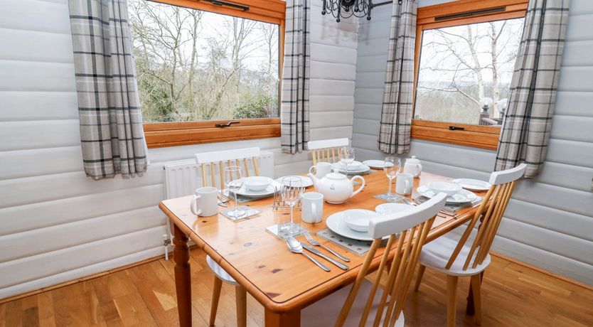 Photo of Snowy Owl Lodge