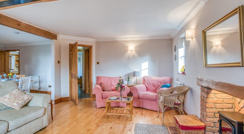 Photo of 4 Bed in Briston