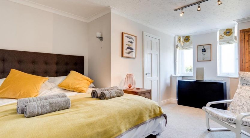 Photo of 4 Bed in Brean