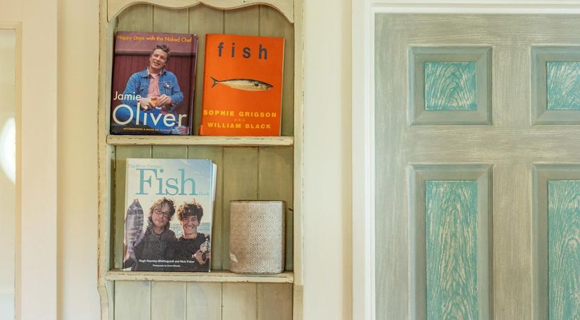 Photo of 2 Bed in Eype