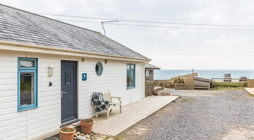 Photo of 2 Bed in Eype