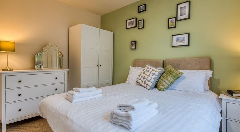 Photo of 3 Bed in Tideswell