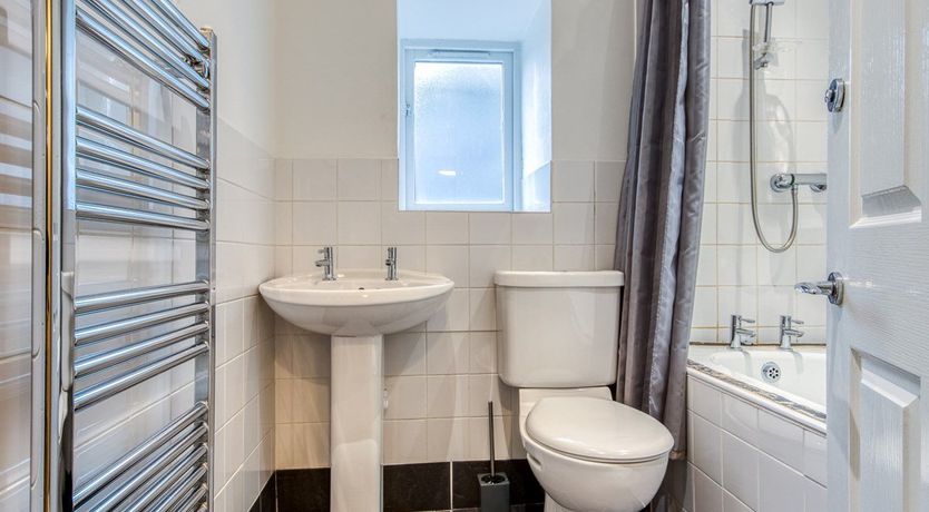 Photo of 3 Bed in Tideswell