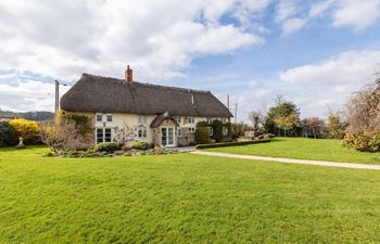 in Bridport (78029) Holiday Cottage