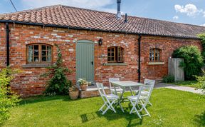 Photo of Barn End