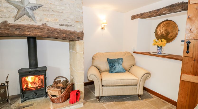 Photo of Five Mile House Barn