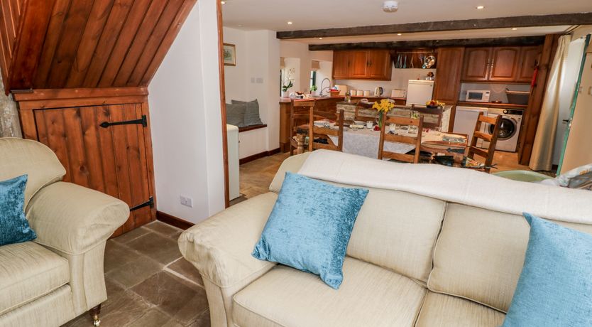 Photo of Five Mile House Barn