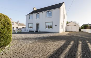 Halcyon Holiday Cottage