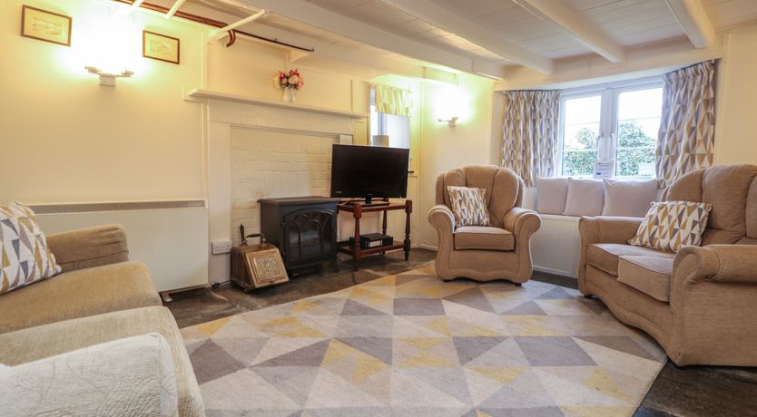Photo of 2 Rose Cottages