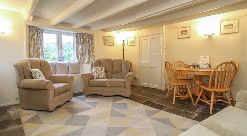 Photo of 2 Rose Cottages