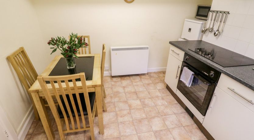 Photo of 4 Rose Cottages