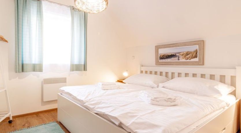 Photo of Lakeside Village 4 (+ sauna)