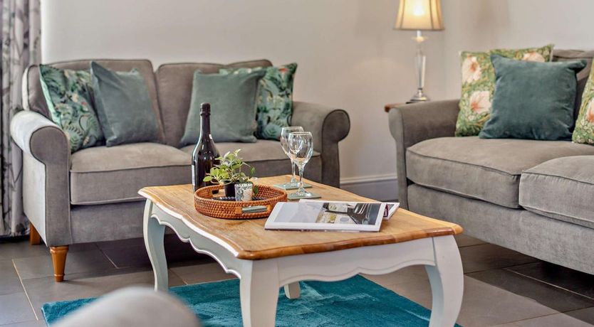 Photo of 2 Bed in Hartland