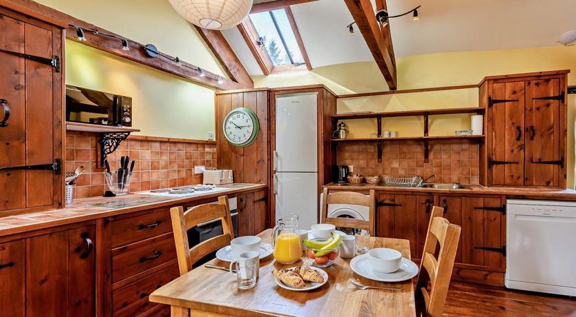 Photo of 5 Bed in Ilfracombe