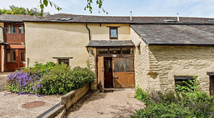 Photo of 2 Bed in Ilfracombe