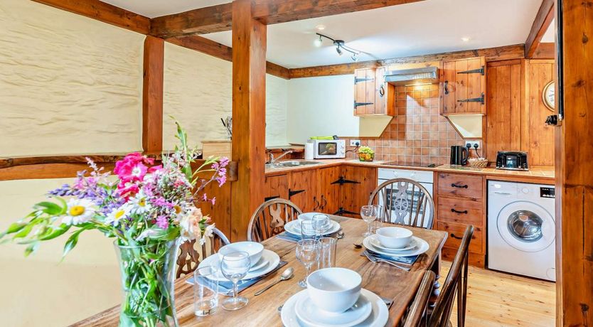 Photo of 2 Bed in Ilfracombe