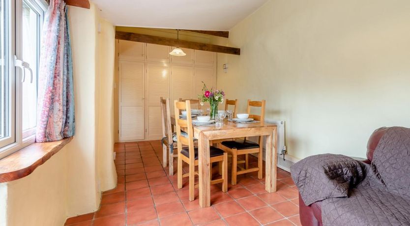 Photo of 2 Bed in Ilfracombe