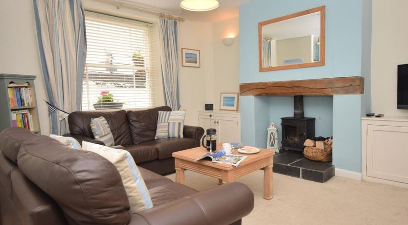 Photo of 2 Bed in Appledore