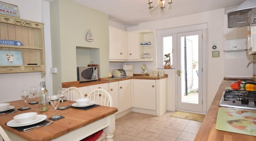 Photo of 2 Bed in Appledore