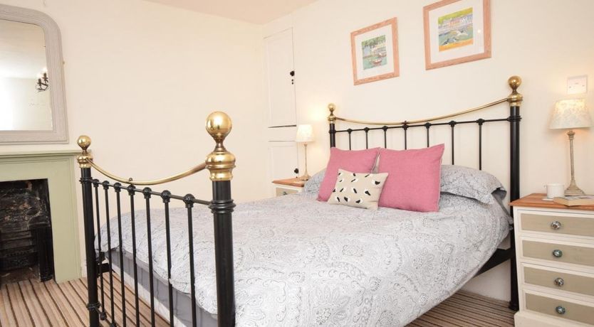 Photo of 2 Bed in Appledore